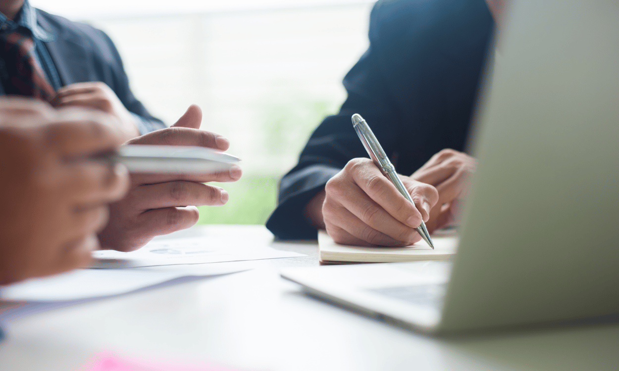 提升你的业务:中小企业如何利用AI工具征服财务管理